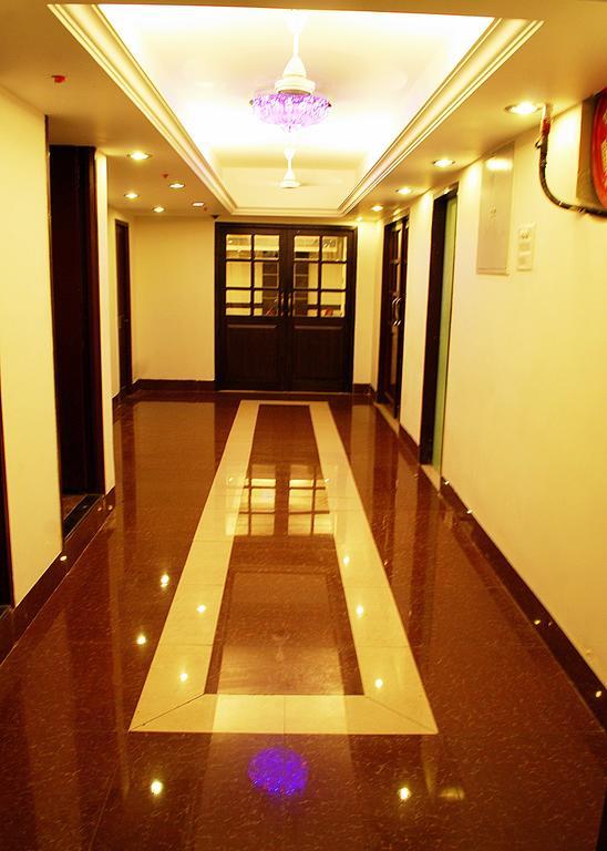 Hotel Pandian Chennai Esterno foto